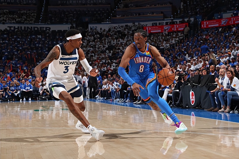 曾凌鉉砍下 曾凌鉉砍下