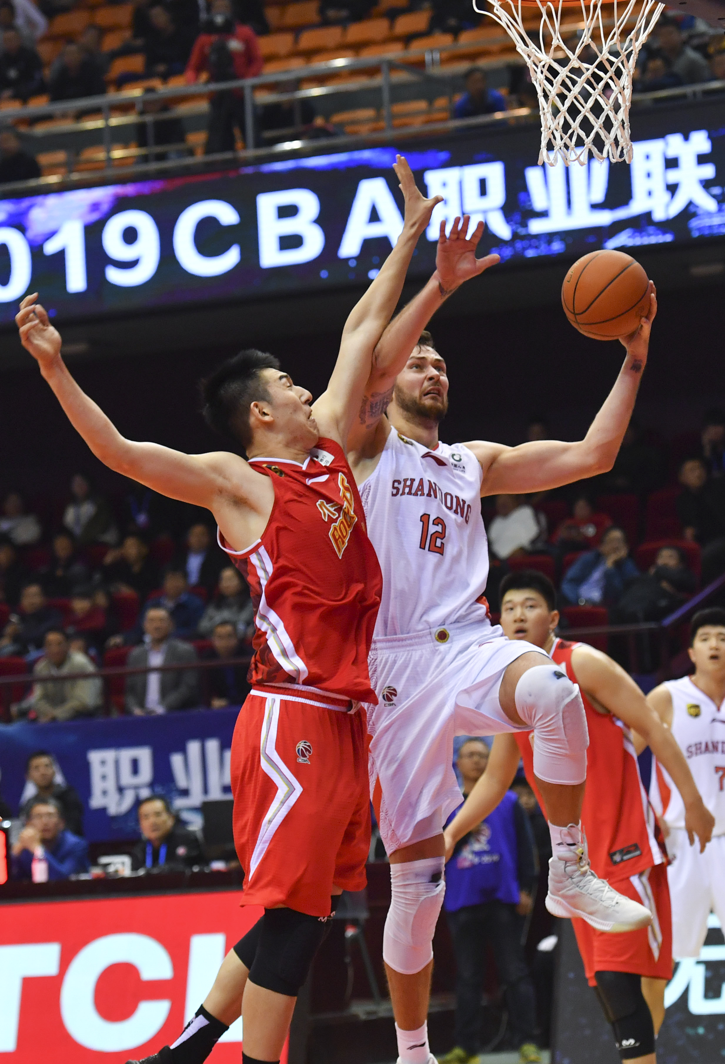 上的持续强 上的持续强