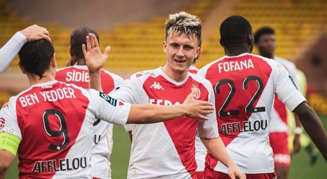 收益与赞助 收益与赞助