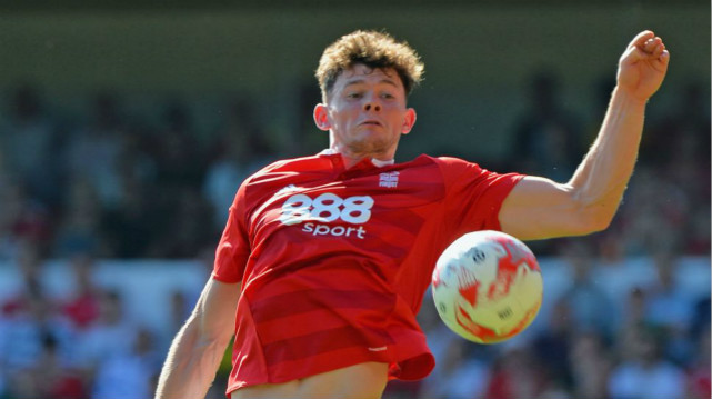 在为黄蜂队 在为黄蜂队