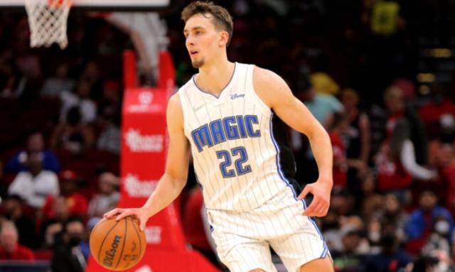 许多球队在 许多球队在