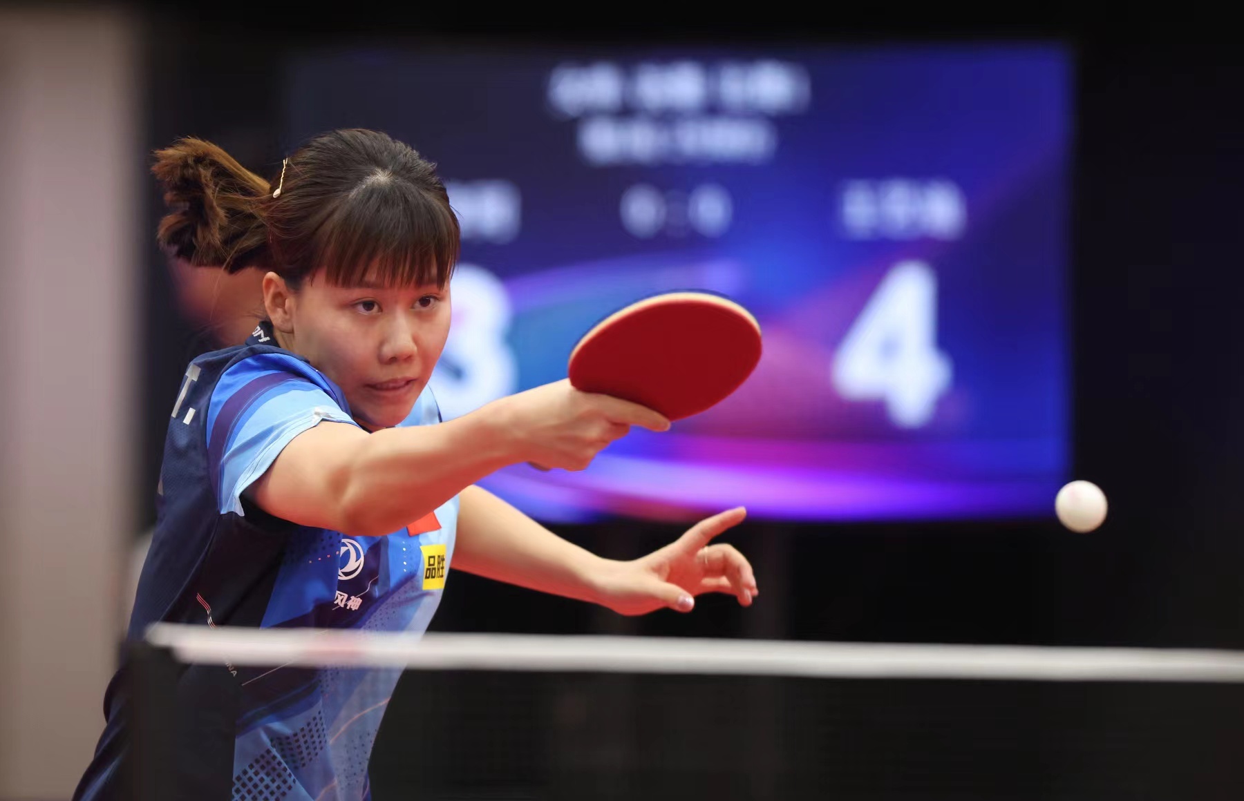 映照出火把 映照出火把